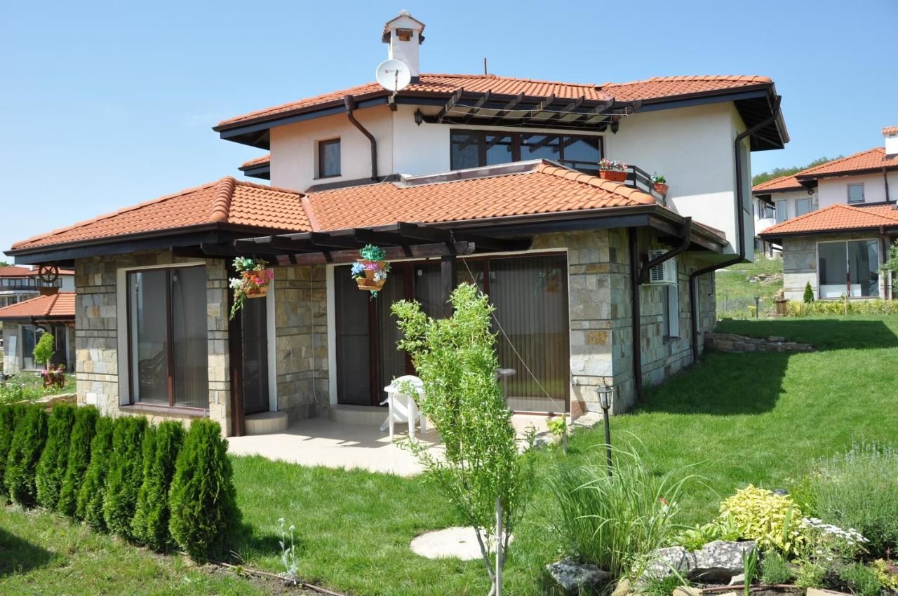 Виллы Villa on the Black Sea Солнечный Берег-4