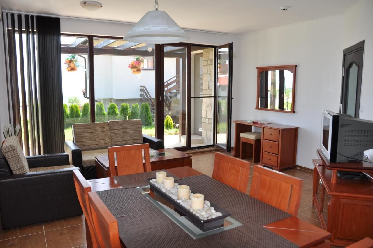 Виллы Villa on the Black Sea Солнечный Берег-5