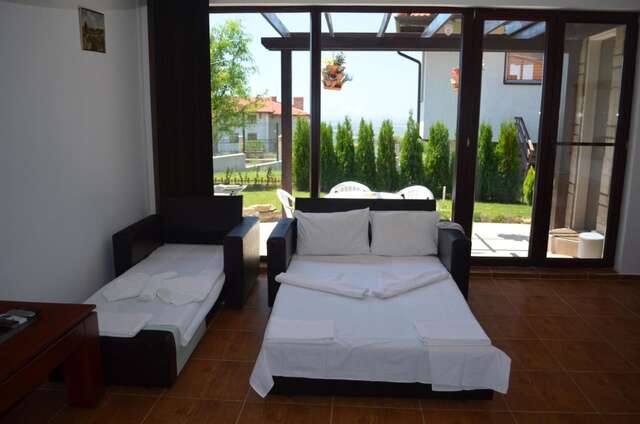 Виллы Villa on the Black Sea Солнечный Берег-30